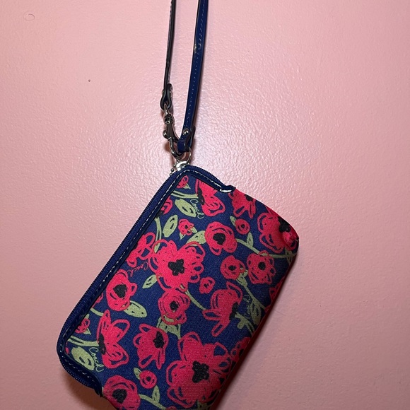 Vera Bradley x Coach Floral Wristlet - Picture 3 of 3